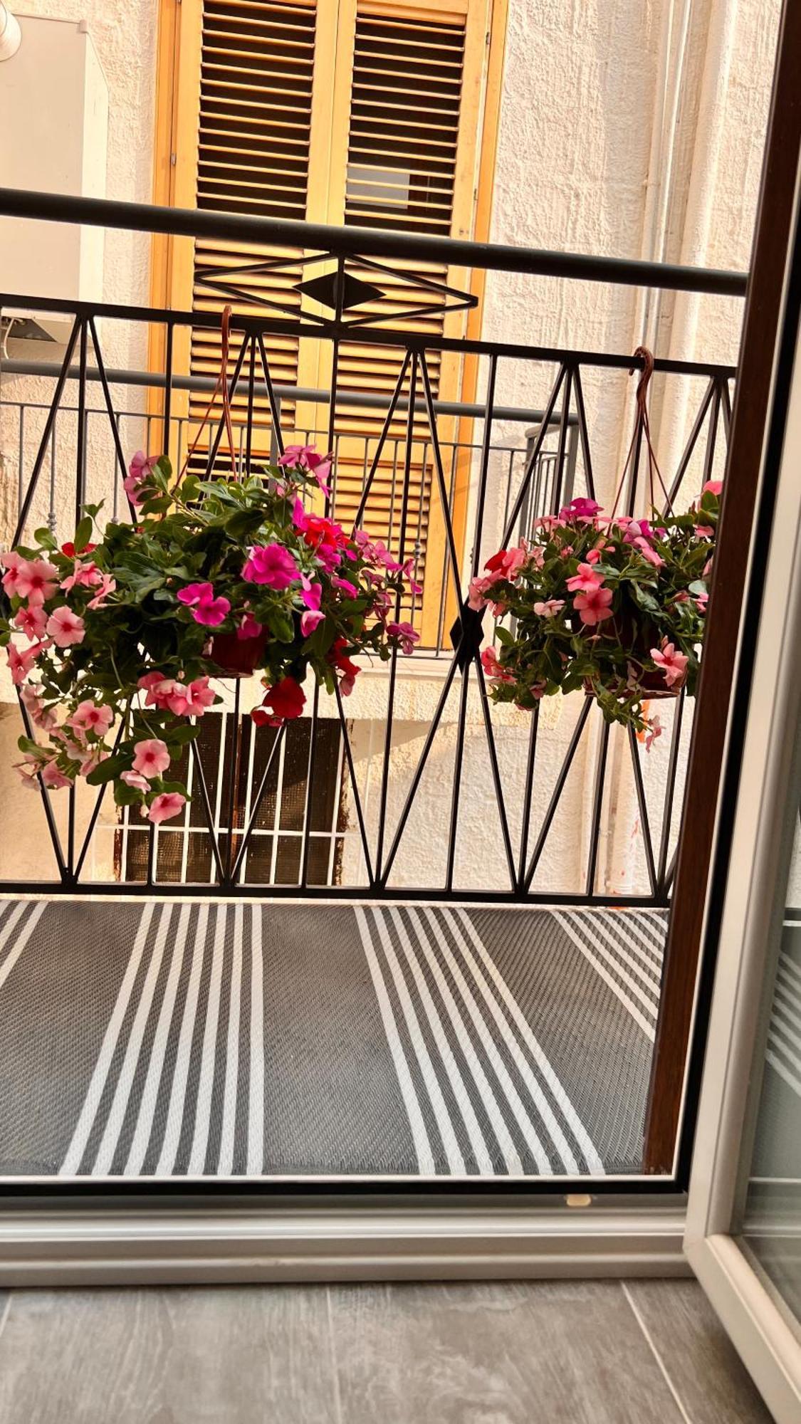 Dimora Donna Vitalia Apartments تراباني المظهر الخارجي الصورة